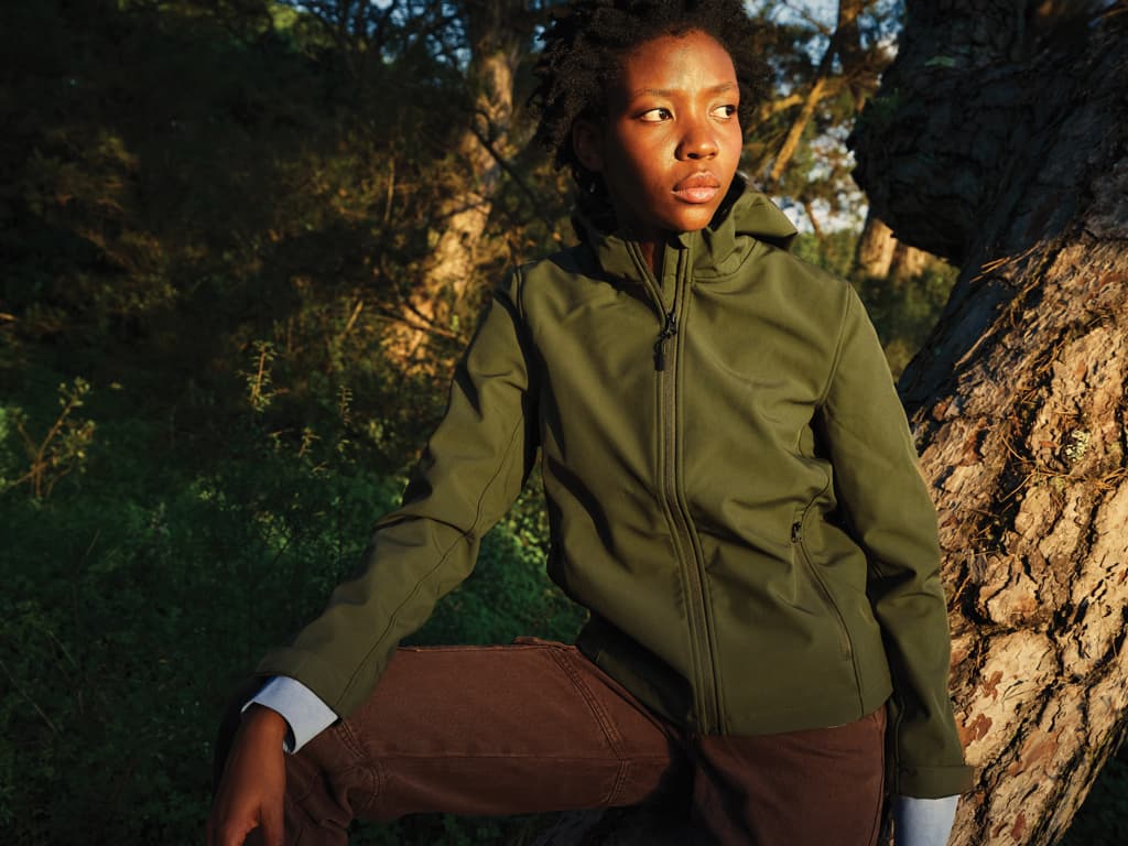 Branded Apparel & Wearables: The Corporate Gift People Actually Wear