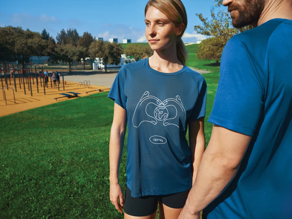Event giveaways that earn their place: a B2B guide to trade-show merchandise